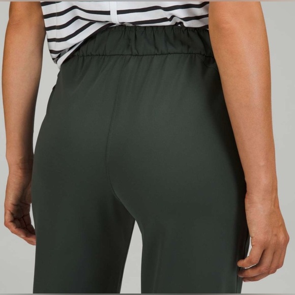 Lululemon Stretch High-Rise Crop 23" Smoked Spruce women’s size 10 - Picture 4 of 8